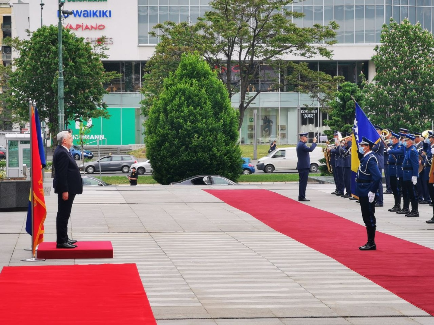 Krivokapić stigao u službenu posjetu BiH - slika 1